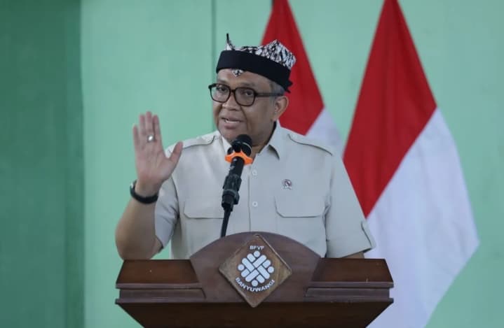 Wamenaker Afriansyah Noor Ingatkan Masyarakat Pilih Jalur Resmi untuk Bekerja ke Luar Negeri