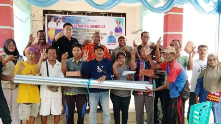 Pemkab Sorong Salurkan Program BSPS kepada 500 OAP untuk Tingkatkan Kualitas Hunian
