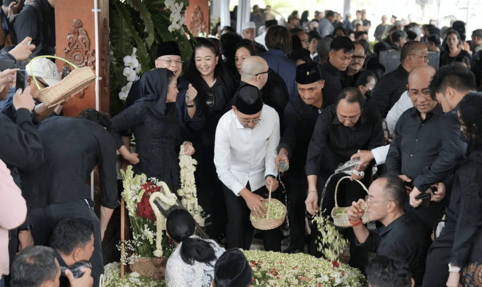 Fadli Zon Kenang Guruh Soekarnoputra sebagai Maestro Seni yang Mencintai Buku dan Literasi