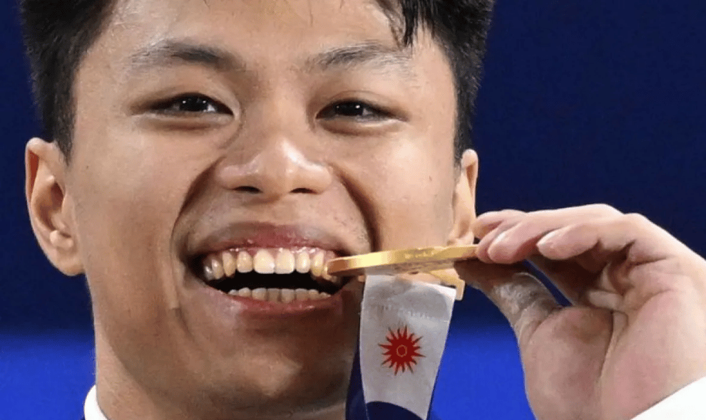 Rahmat Erwin Abdullah Raih Emas Asian Games 2026 dan Pecahkan Dua Rekor Dunia