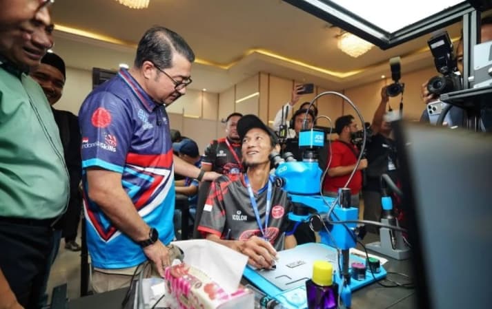 Menekraf Dorong Talenta Teknisi Ponsel Indonesia Bersaing di Industri Digital Global