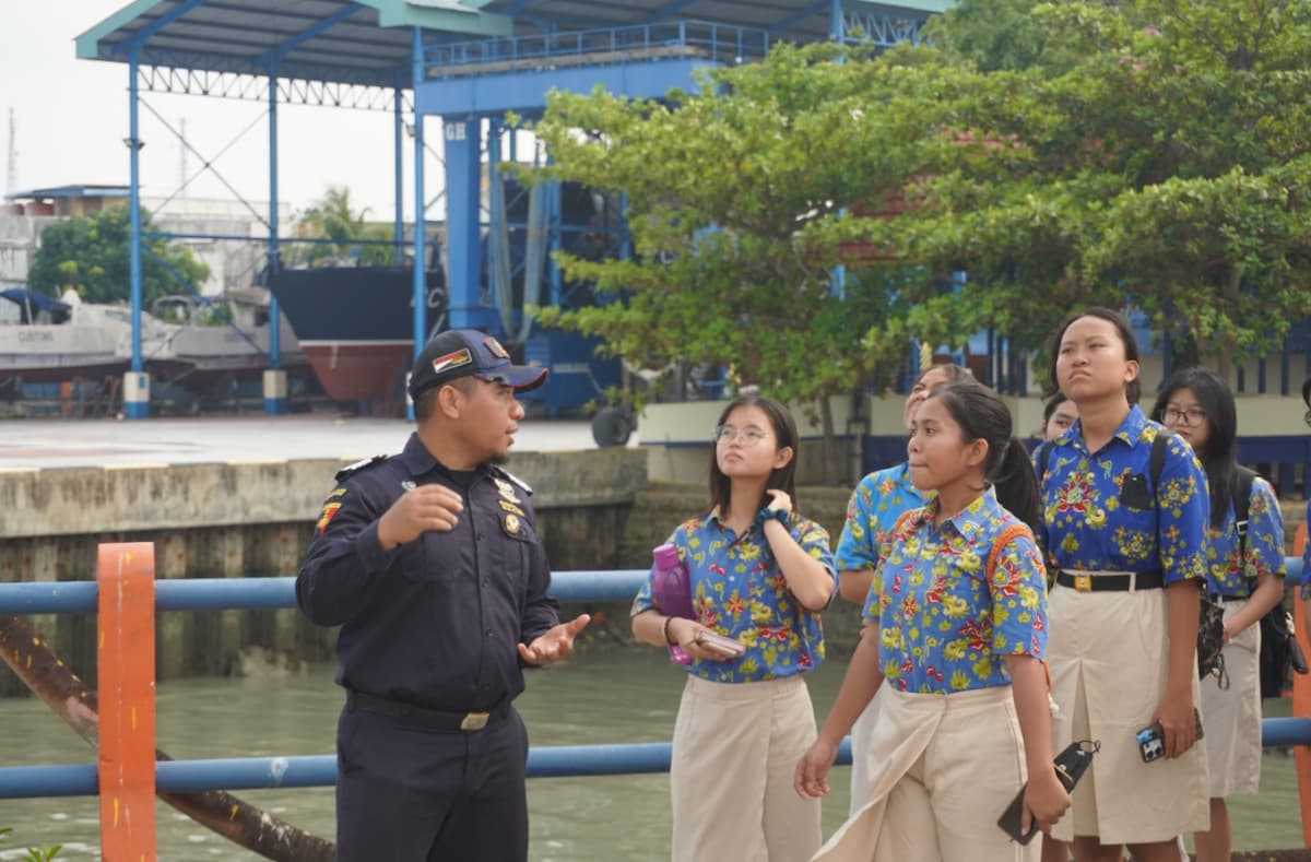 Bea Cukai Edukasi Pelajar dan Mahasiswa di Tiga Wilayah, Kenalkan Peran Kepabeanan dan Cukai