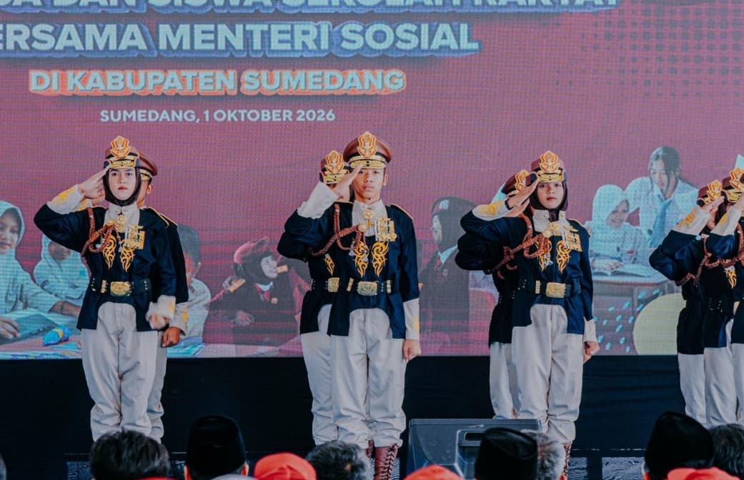 Siswa Sekolah Rakyat Sumedang Tampil Percaya Diri, Mensos Soroti Perkembangan setelah Setahun Belajar