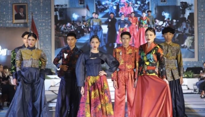 Dekranasda Kaltim Dorong Regenerasi Pelaku Wastra melalui BIFF 2026 untuk Tembus Pasar Global