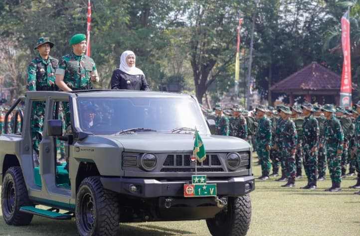 Khofifah Apresiasi Pengabdian TNI Jaga Kedaulatan dan Bantu Tingkatkan Kesejahteraan Rakyat