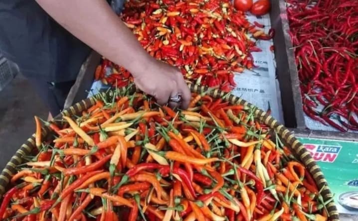 Harga Cabai Rawit Merah Tembus Rp114.000 per Kilogram, Telur Ayam Ras Rp31.550