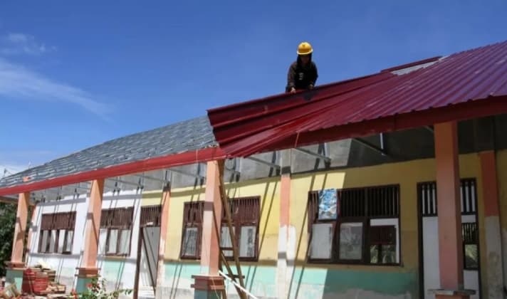 Revitalisasi Sekolah Membangun Kembali Mimpi Ribuan Siswa Terdampak Bencana Sumatera