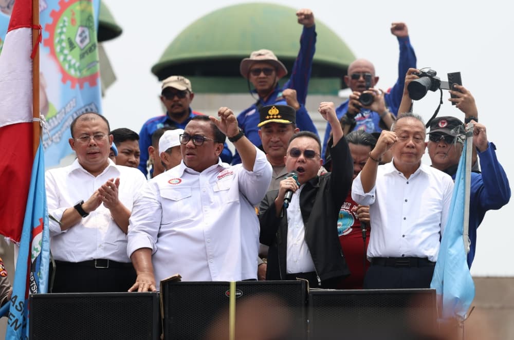 DPR Sahkan UU Pelindungan Ketenagakerjaan, Dasco Sebut Jadi Kado Terindah bagi Buruh