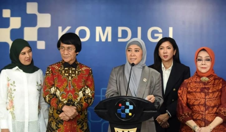 Menkomdigi Meutya Hafid Tanggapi Usulan Perlambatan AI Global, Indonesia Pilih Pengembangan Teknologi yang Lebih Aman