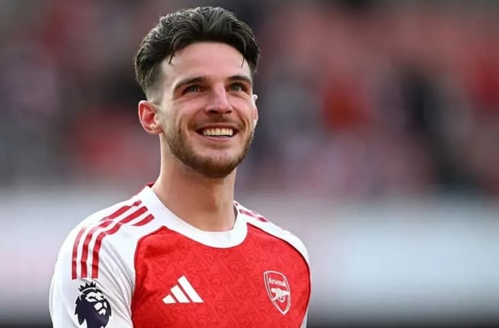 Arsenal Segera Perpanjang Kontrak Declan Rice, Gaji Sang Gelandang Bakal Naik Signifikan dan Dekati Bukayo Saka