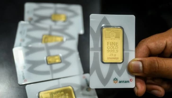 Harga Emas Antam Turun Rp15.000 Jadi Rp2.565.000 per Gram pada Kamis 8 Oktober 2026, Harga Buyback Ikut Melemah
