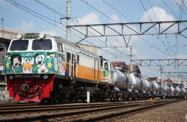 KAI Angkut 2,04 Juta Ton BBM hingga September 2026, Distribusi Energi Lewat Kereta Api Naik 3,92 Persen