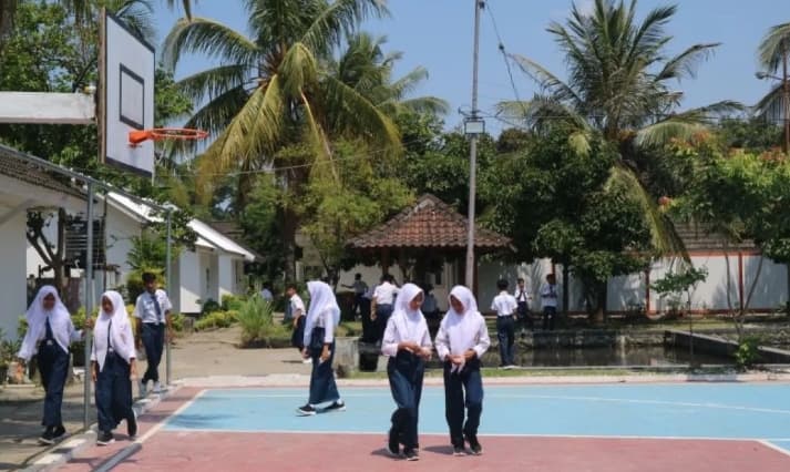 Sempat Putus Sekolah Dua Tahun, Siswa SRMP 18 Lombok Barat Kini Bercita-cita Masuk Akademi Angkatan Laut
