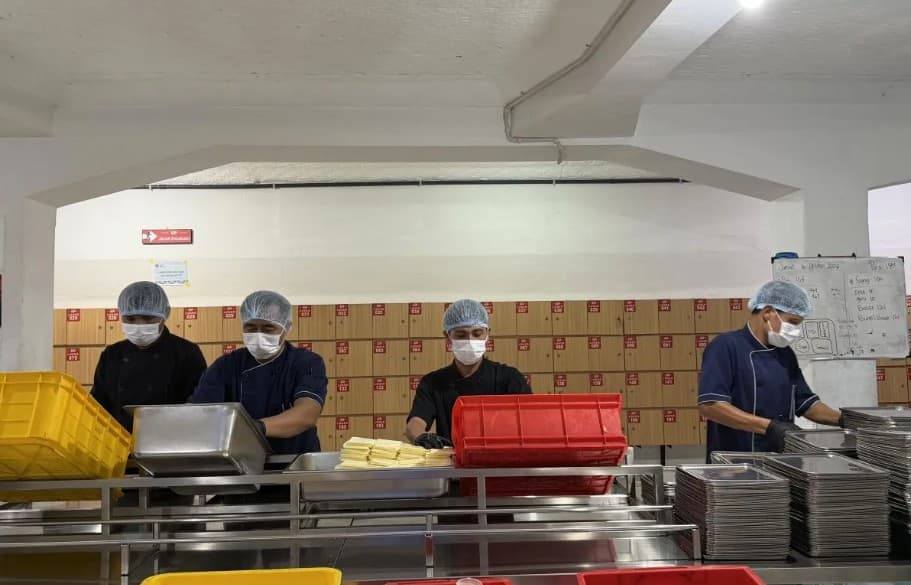 SPPG Arcamanik Libatkan 26 Napi Korupsi Lapas Sukamiskin untuk Siapkan 1.600 Porsi Makan Bergizi Gratis