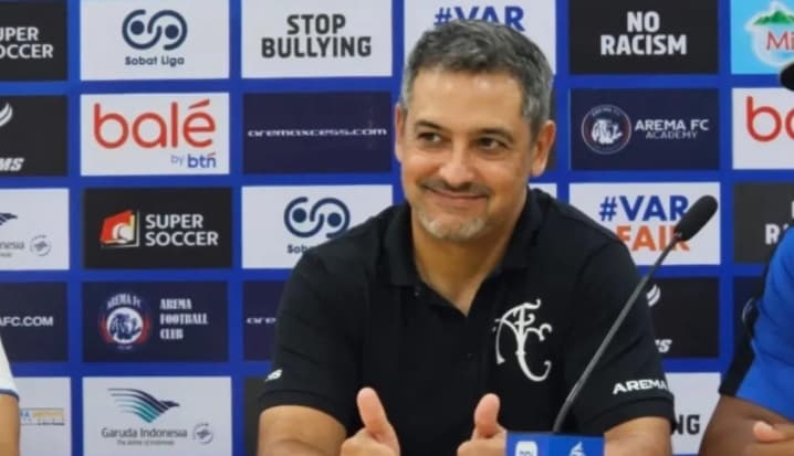 Arema FC Siap Hadapi Garudayaksa FC, Marcos Santos Bidik Kemenangan Meski Tiga Pemain Andalan Absen