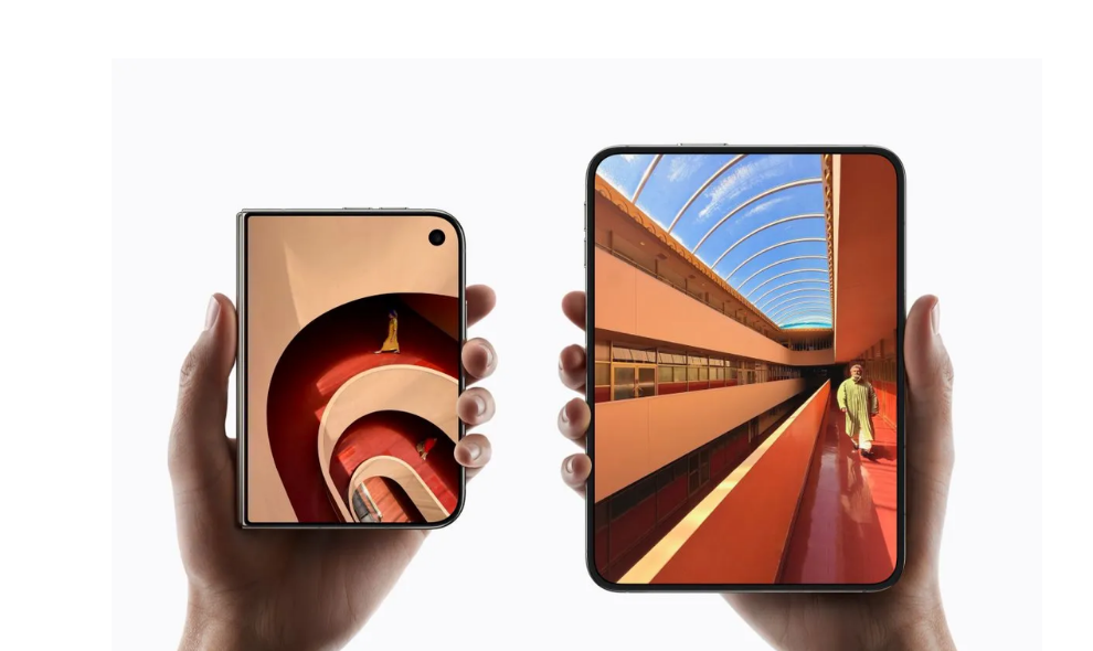 Pesanan iPhone Duo Melonjak, Apple Diperkirakan Tunda Pengiriman Ponsel Lipat hingga Januari 2027
