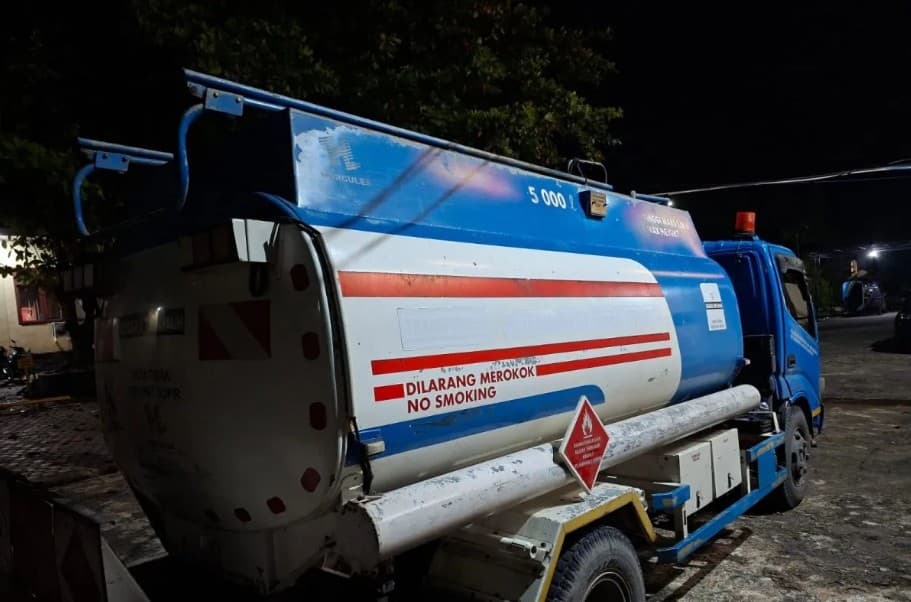 Polisi Tangkap Sopir Truk Pengangkut 5.000 Liter Biosolar Subsidi Ilegal di Nagan Raya, Aceh