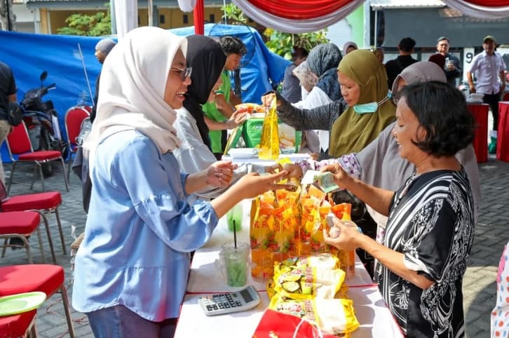 Pemkot Surabaya Gelar Gerakan Pangan Murah Jelang Natal dan Tahun Baru, Beras SPHP Dijual Rp58 Ribu per Lima Kilogram