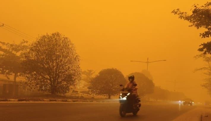 Asap Pekat Karhutla Masih Selimuti Palangka Raya, Jarak Pandang Terbatas dan 1.286 Hektare Lahan Terbakar