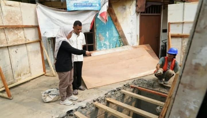 Pemkot Jakarta Pusat Bangun Empat Tangki Septik Komunal untuk 21 Rumah di Cempaka Baru, Tiga Rumah Masih Terkendala