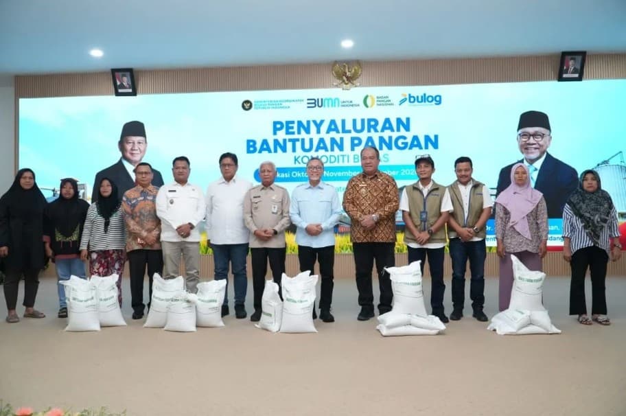 Zulhas dan Bulog Luncurkan Bantuan Beras untuk 33,2 Juta Penerima, Tambah 1 Juta Ton Beras SPHP