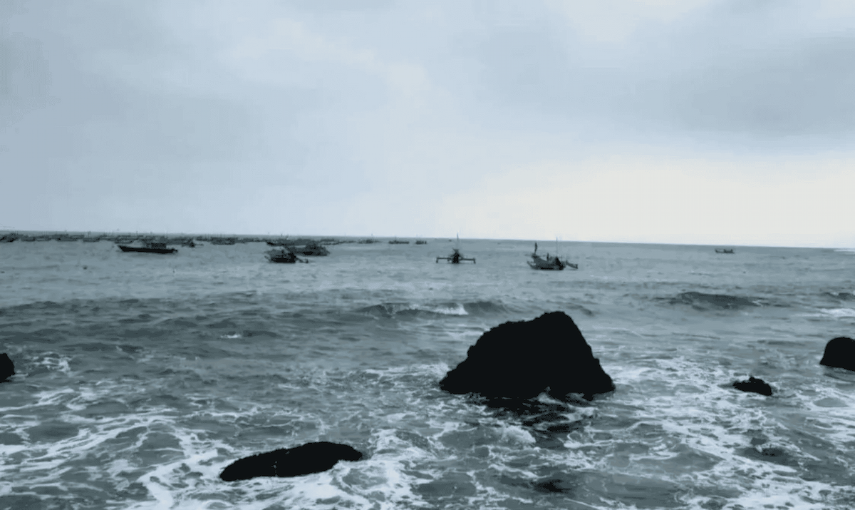 Gelombang Tinggi Capai 5 Meter di Pantai Selatan Cianjur, Dua Nelayan Hilang dan Petugas Perketat Pengawasan