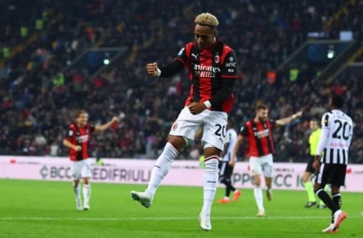 AC Milan Taklukkan Udinese 2-0, Gol Pulisic dan Hutchinson Perpanjang Rekor Tak Terkalahkan Rossoneri di Liga Italia