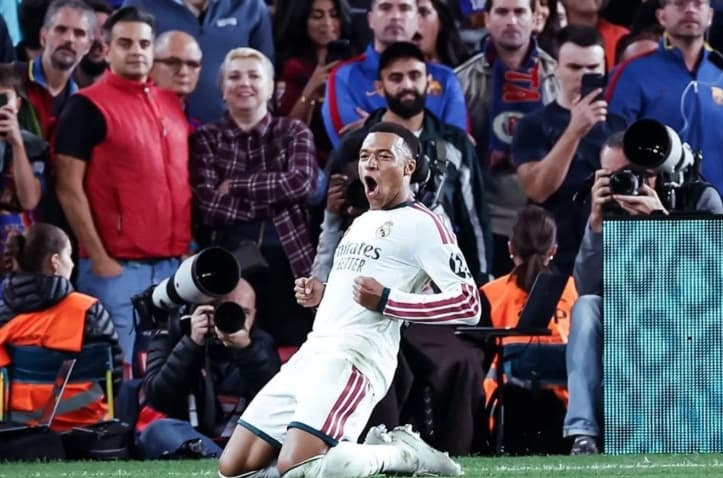 Kylian Mbappe Cetak Dua Gol, Real Madrid Bungkam Barcelona 2-1 di El Clasico dan Pangkas Jarak Puncak Klasemen Liga Spanyol