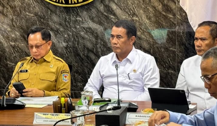 Mentan Amran Pastikan Stok Beras 25 Juta Ton Aman hingga Agustus 2027, Pasokan Natal dan Tahun Baru Terjamin