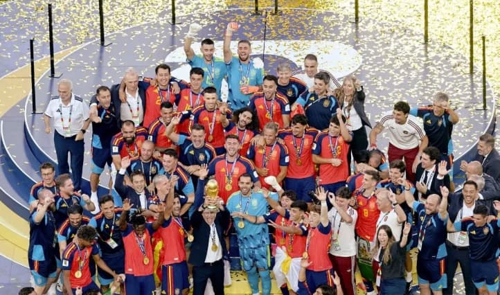 Luis de la Fuente Raih Penghargaan Pelatih Terbaik Ballon d'Or 2026 Usai Bawa Spanyol Juara Piala Dunia