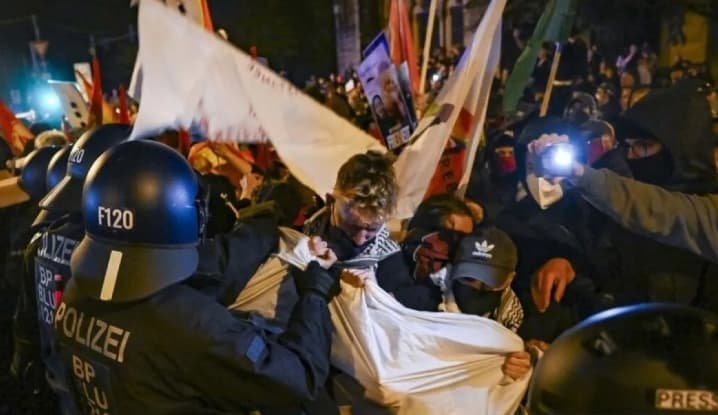 Lebih dari 140 Ribu Gen Z Jerman Daftar Demo Serentak di 23 Kota, Tolak Pemangkasan Anggaran dan Rencana Wajib Militer