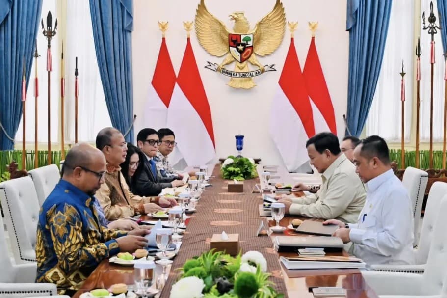 Prabowo Terima Tim Perumus UU Satu Data Indonesia, Tegaskan Kedaulatan Data Jadi Fondasi Keutuhan Bangsa