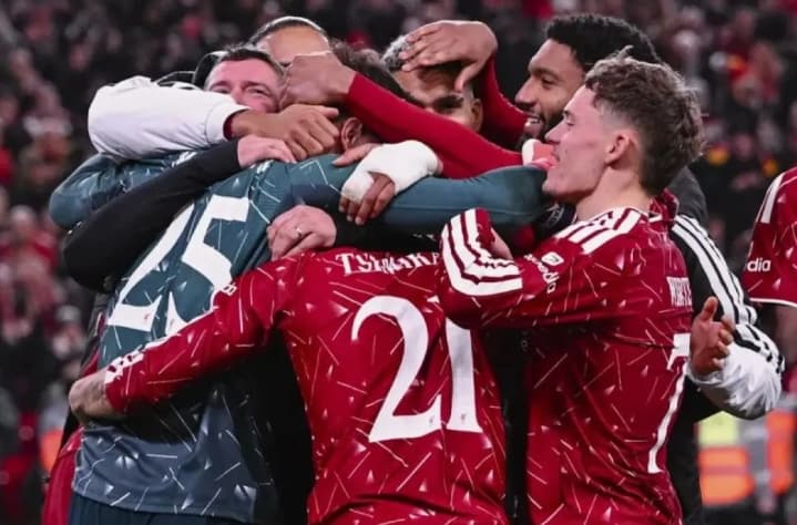 Liverpool Singkirkan Chelsea Lewat Adu Penalti 6-5 di Anfield