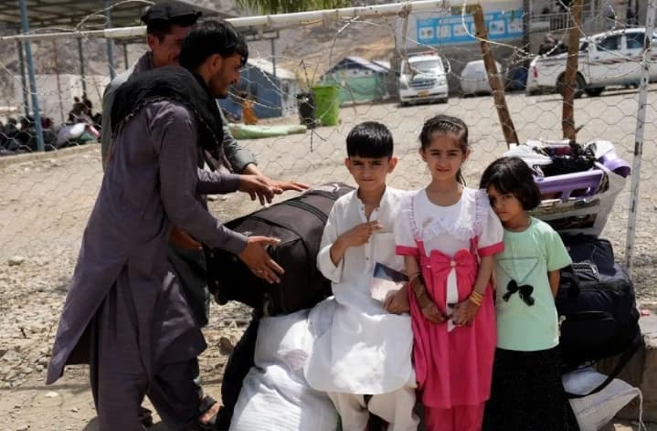 PBB Peringatkan Pertempuran di Perbatasan Afghanistan-Pakistan Ancam Keselamatan Pengungsi, Satu Anak Tewas