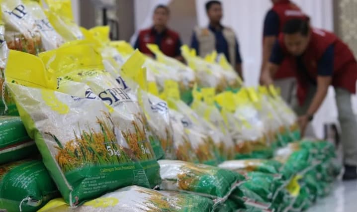 Pengamat Apresiasi Pemerintah Bongkar Dugaan Pengoplosan 600 Ton Beras SPHP, Desak Polisi Usut Jalur Distribusi