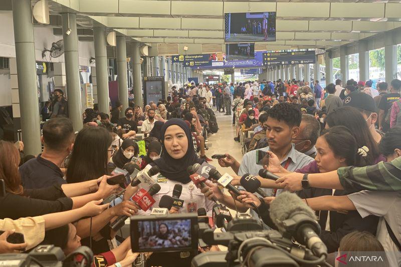 Dengan Menumpangi 38 Kereta Api, 18 Ribu Orang Tinggalkan Jakarta lewat Stasiun Gambir Hari Ini
