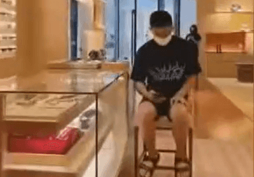 Viral! Mario Dandy Dibelikan Barang Mewah LV oleh Ibunya, Netizen: Duit Rakyat!