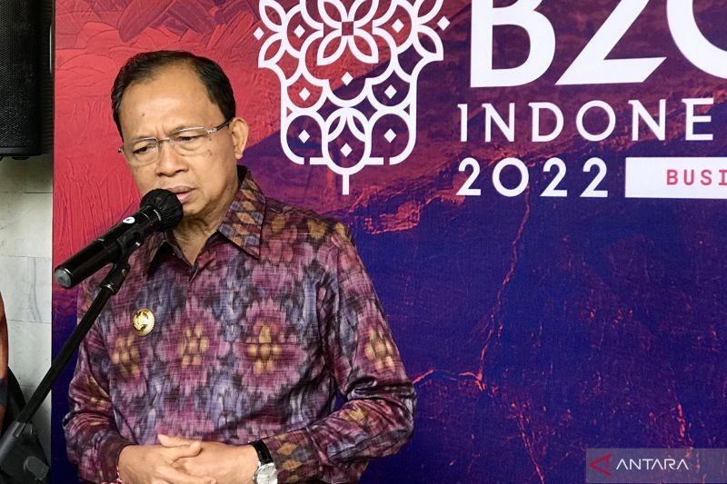 Soal Sapi dan Kotorannya Berceceran di Jalan, Gubernur Wayan Koster Duga Senator Pauline Tak Pernah ke Bali