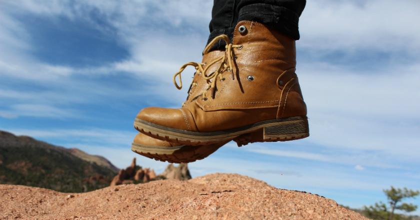 5 Tips Memilih Sepatu Bot yang Baik