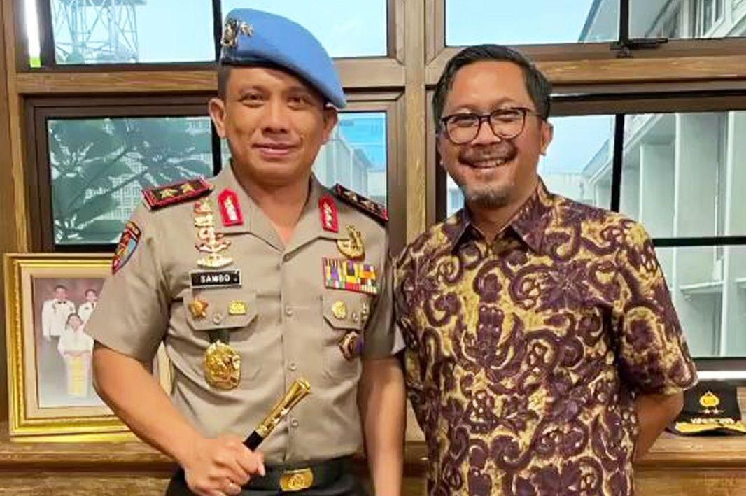 Fahmi Alamsyah Ngaku Gentle Mundur, Eh Ternyata Didesak Para Penasihat Ahli Kapolri!