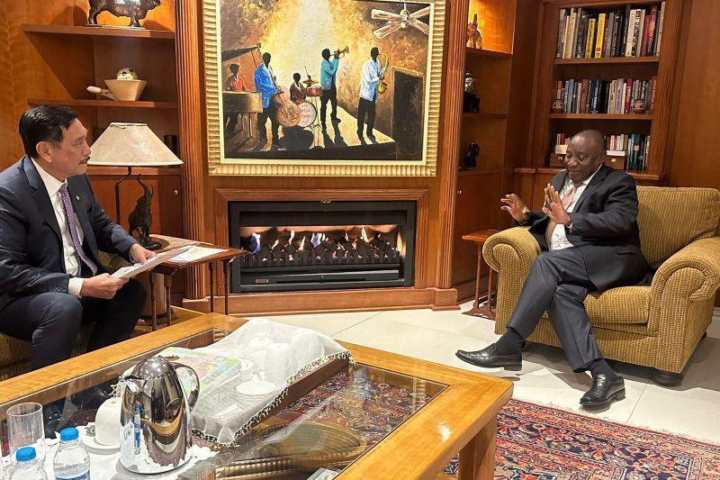 Luhut Bertemu Presiden Afrika Selatan, Bahas Rencana Impor Sapi dan Kedelai