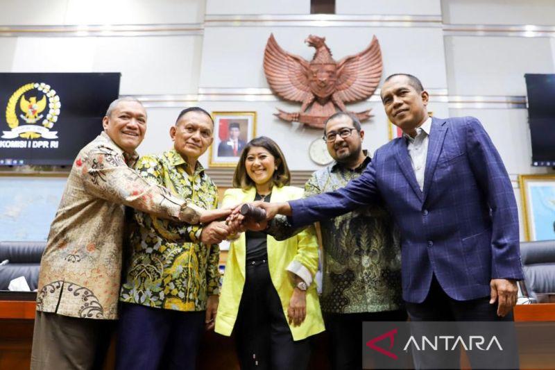 Usai Dampingi AHY di NasDem Tower, Riefky Dilantik jadi Wakil Ketua Komisi I DPR