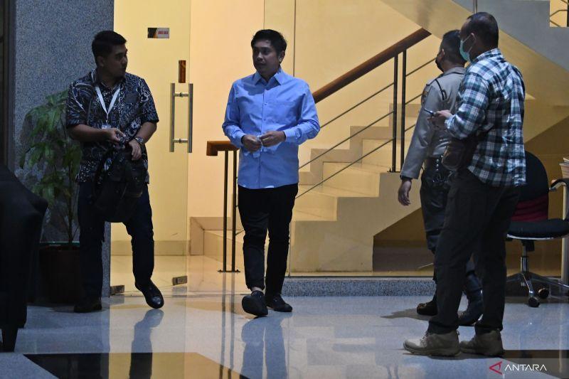 Mardani Maming Naik ke Lantai 2 KPK Untuk Diperiksa