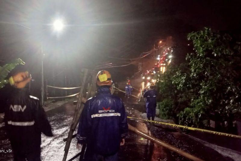 Imbas Tanah Longsor, Akses Giripurno-Tawang Argo untuk Roda Empat Ditutup