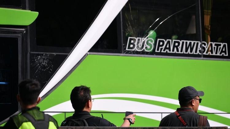 Polisi Masih Selidiki Pelaku Pelemparan ke Bus Timnas Thailand