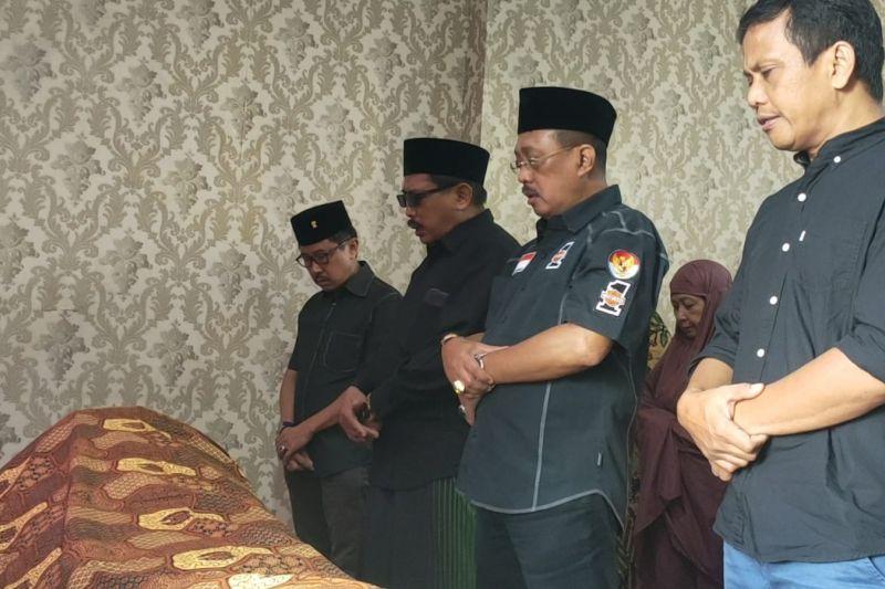Wawali Surabaya Kenang Whisnu Sakti Sosok Peduli Kepentingan Wong Cilik