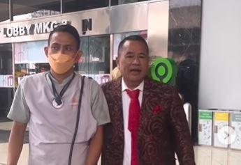 Alasan Cleaning Service Kembalikan Dompet Hotman Paris: Ajaran Orang Tua