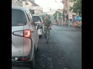 Viral Anggota TNI Marah-marah di Jalan hingga Todongkan Sangkur ke Pengendara