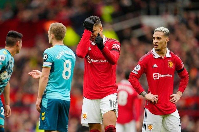 Tangis Casemiro, Derita Setan Merah