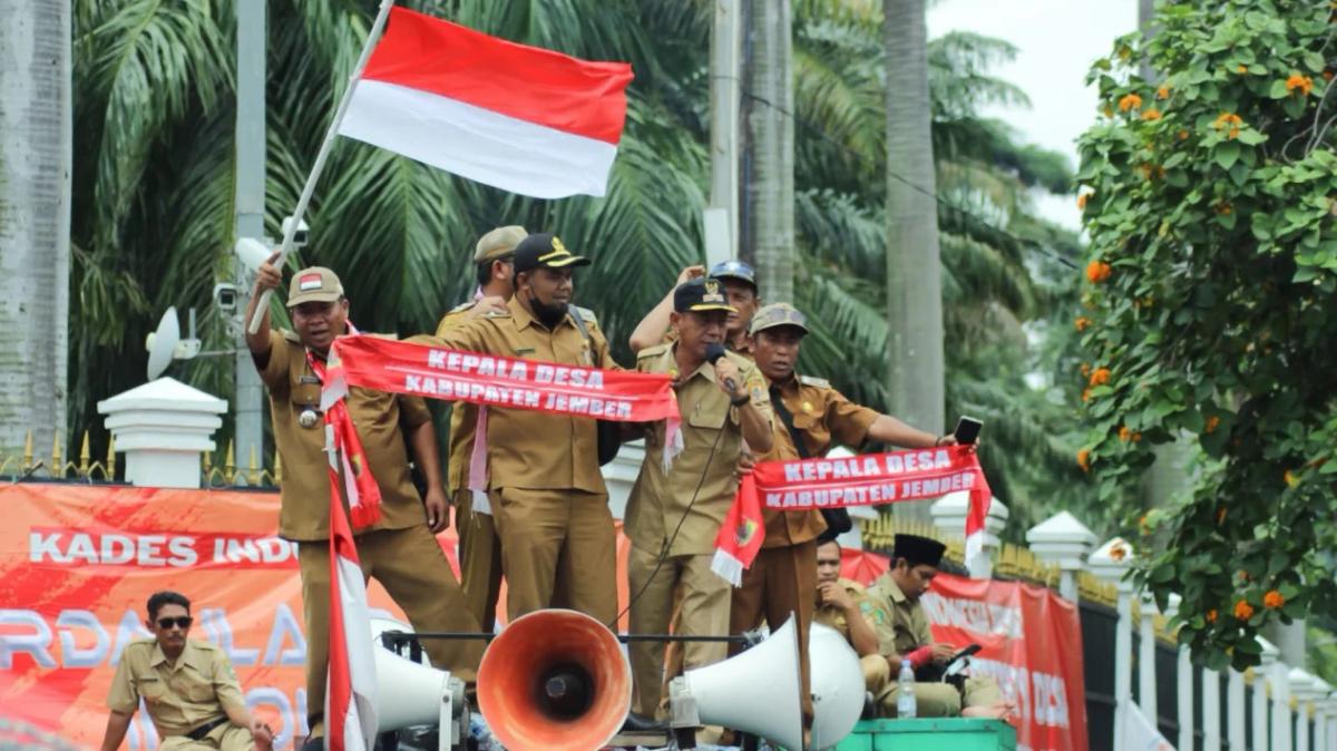 Ketimbang RUU Desa, DPR Semestinya Bahas RUU Perampasan Aset
